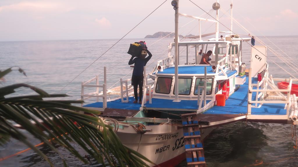 Wellbeach Dive Resort Zamboanguita  Extérieur photo